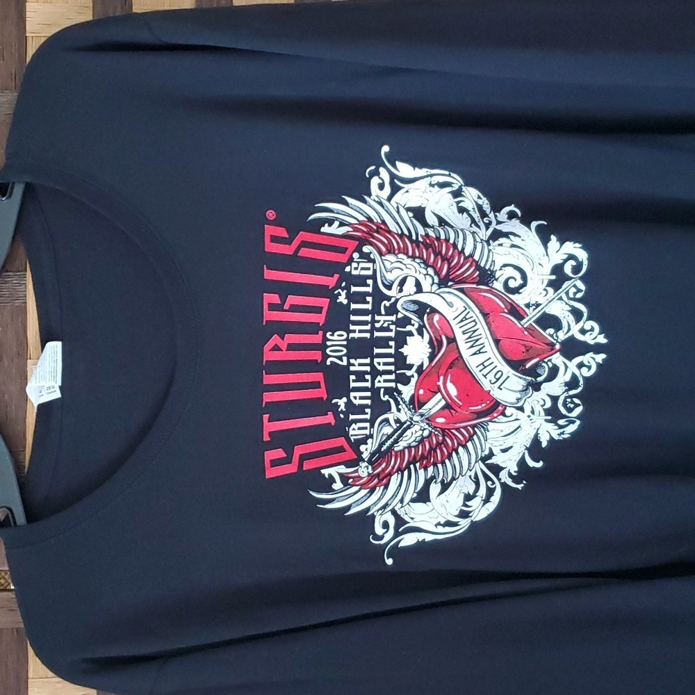NWT!! Sturgis rally authentic motorcycle top